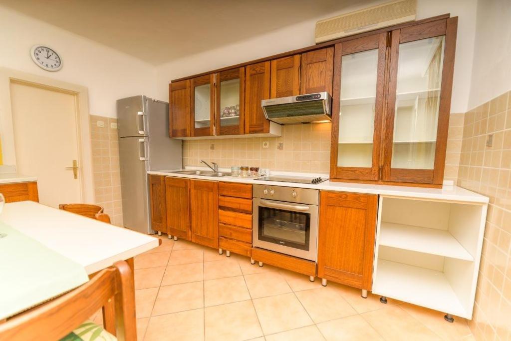 Apartments By The Sea Nerezine, Losinj - 7963 Ngoại thất bức ảnh