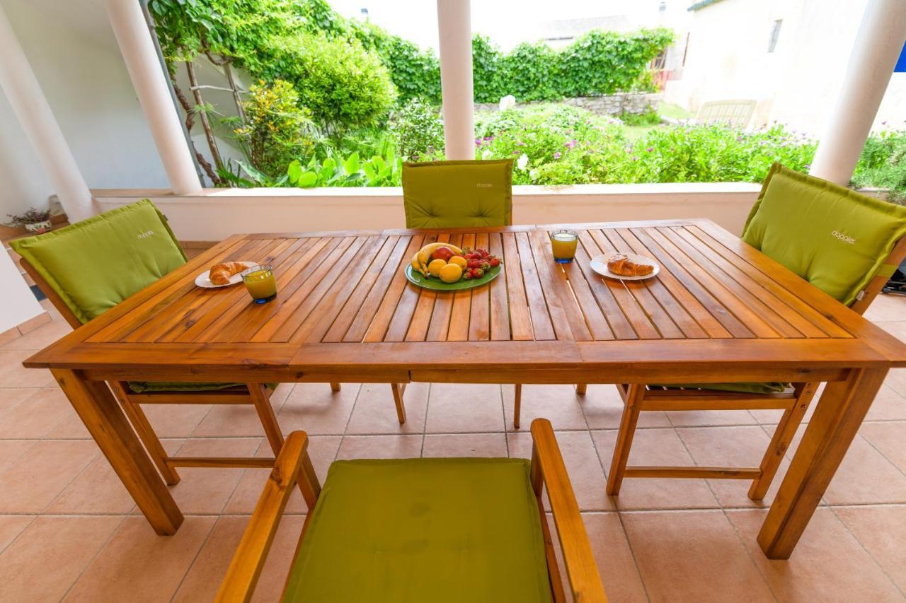 Apartments By The Sea Nerezine, Losinj - 7963 Ngoại thất bức ảnh